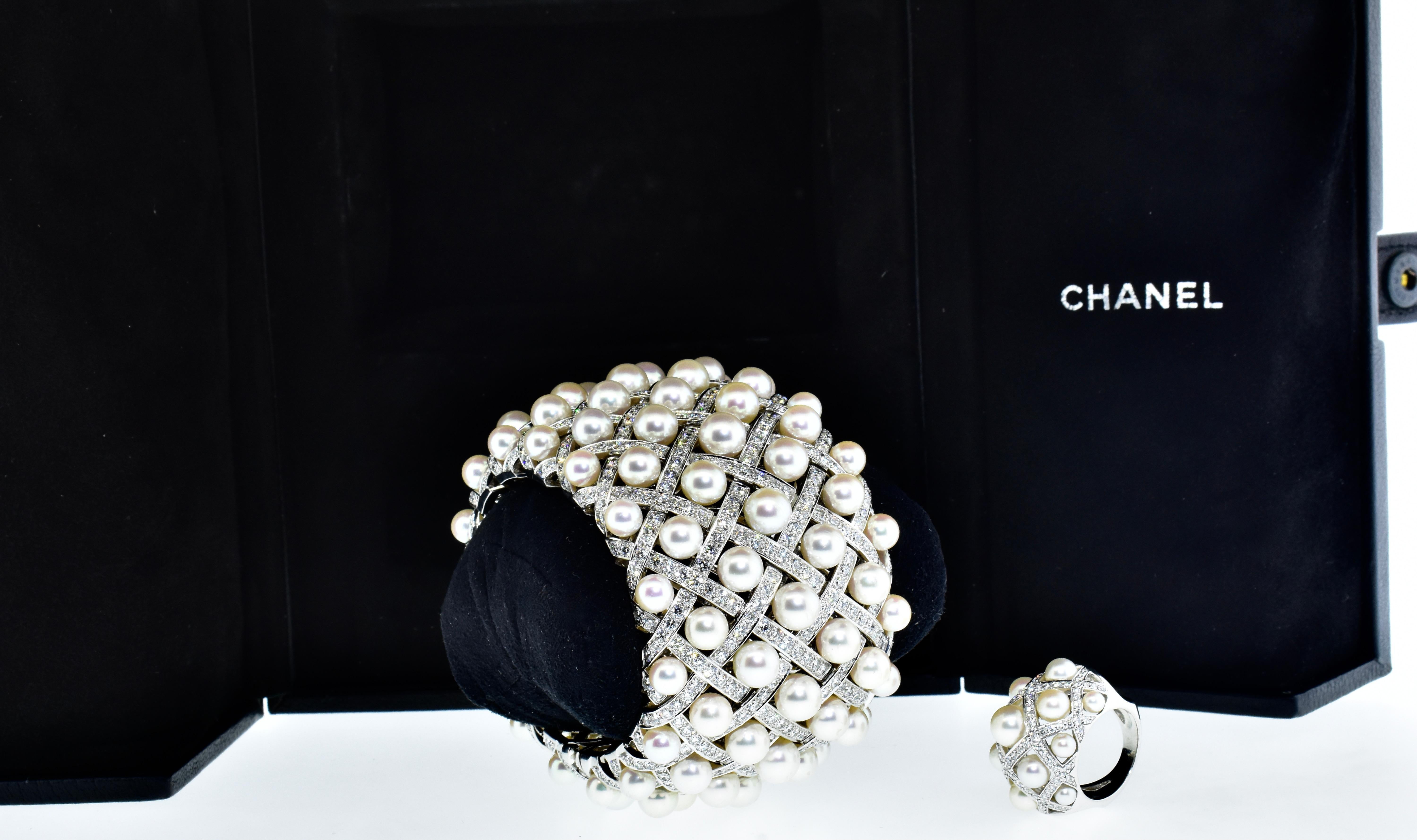 Chanel Matelasse Diamant & Perle 18K Breites Armreif-Armband & passender Ring C 2009