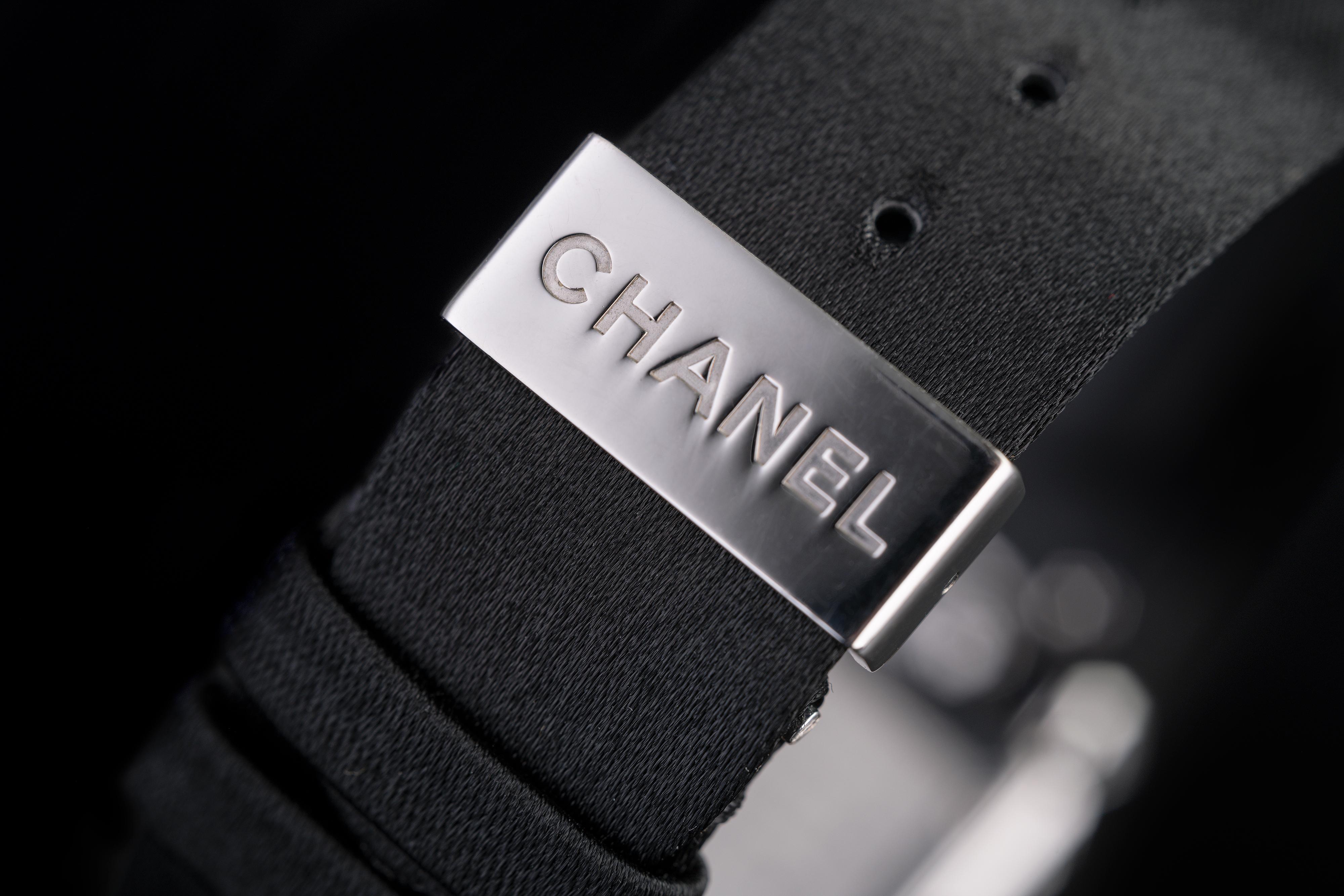 Modern Chanel Matelasse 'Diamond Set' Watch For Sale