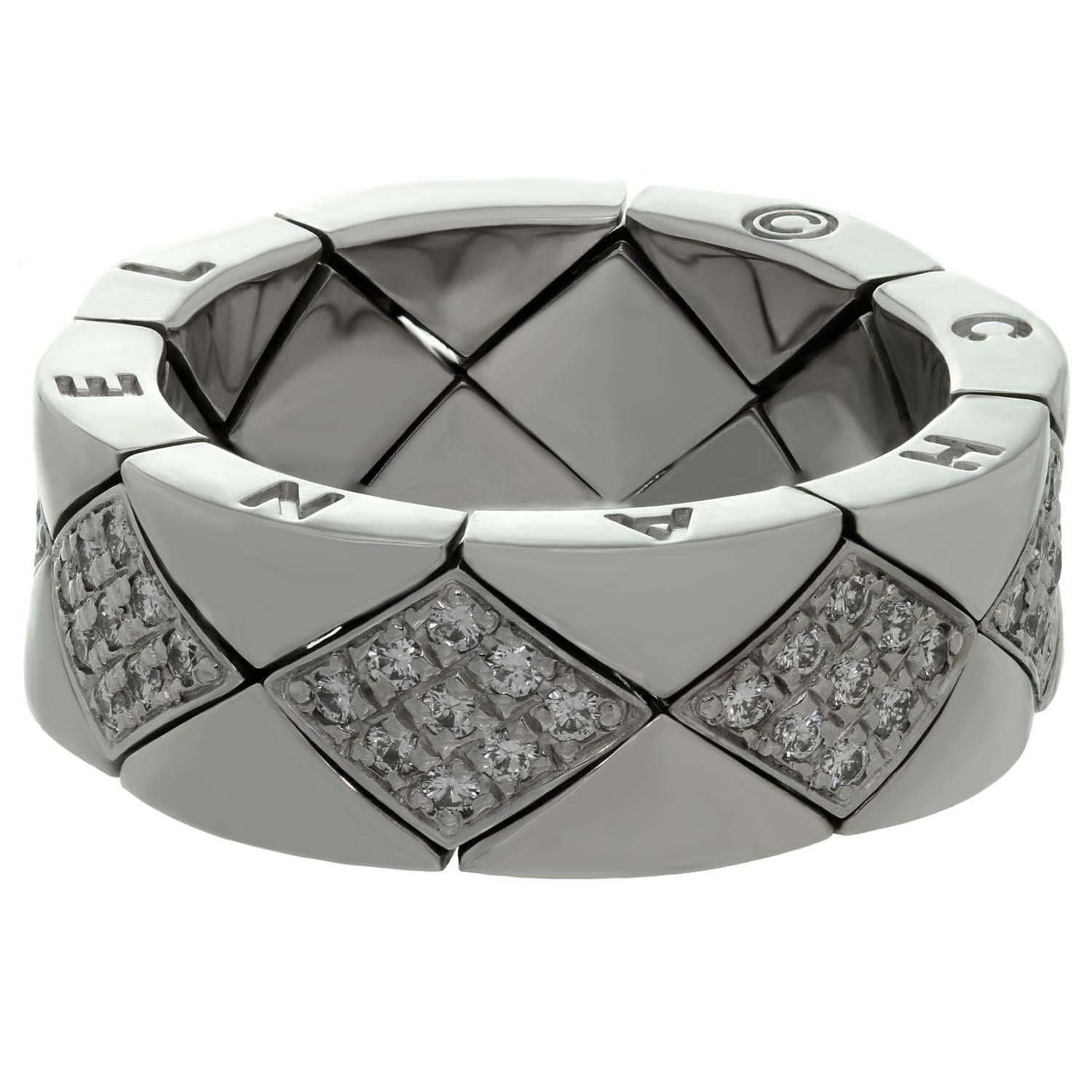 CHANEL Matelasse Diamond White Gold Flexible Quilted Ring. Size 52