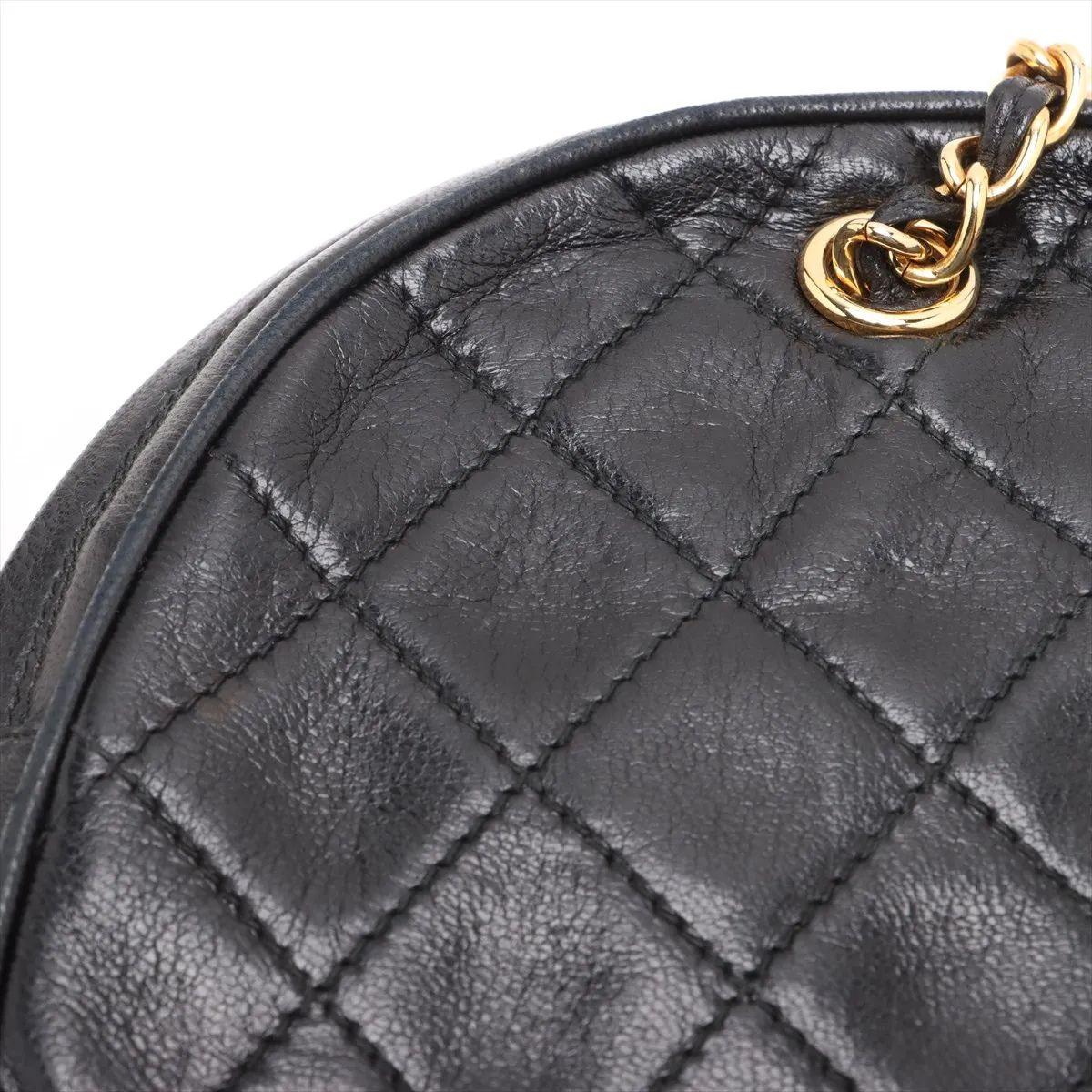 Chanel Matelasse Lambskin Chain Handbag Black For Sale 11
