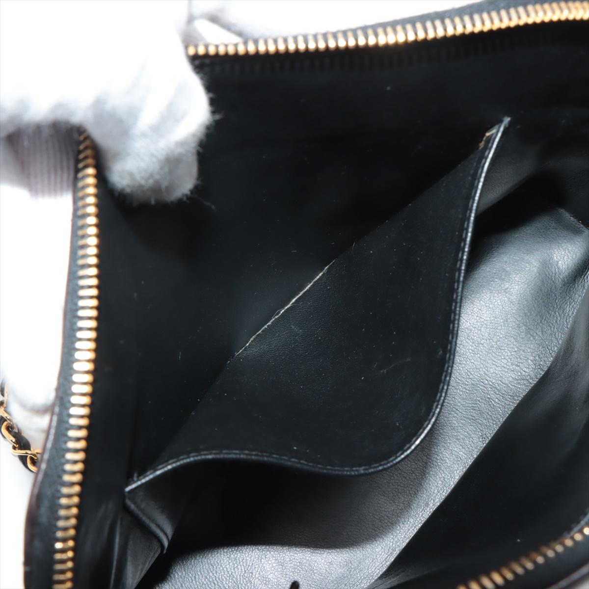 Chanel Matelasse Lambskin Chain Shoulder Bag Black For Sale 6