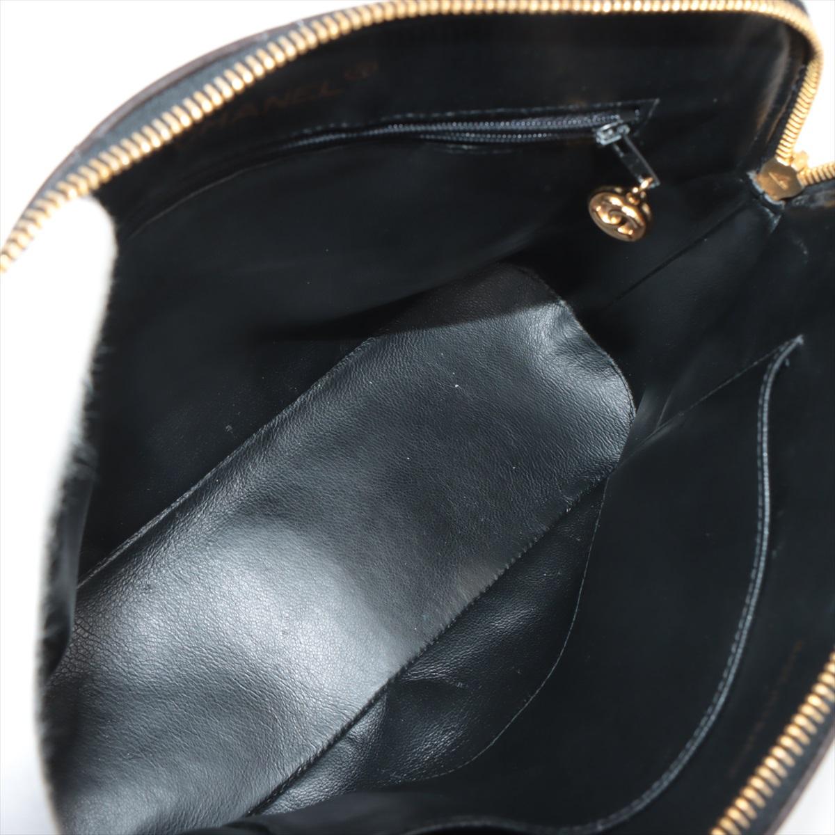 Chanel Matelasse Lambskin Chain Shoulder Bag Black For Sale 3