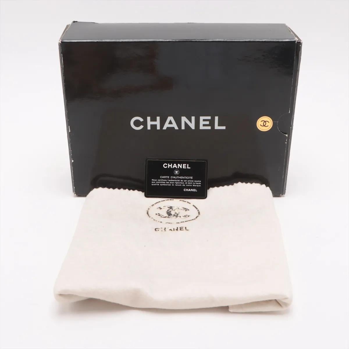 *Chanel Matelasse Lambskin Double Flap Double Chain Bag Beige en vente 13