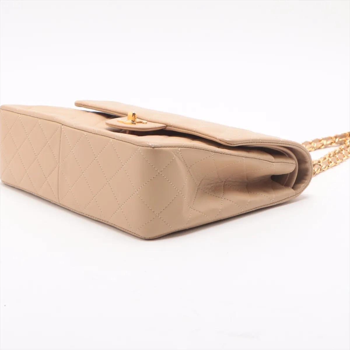 *Chanel Matelasse Lambskin Double Flap Double Chain Bag Beige Pour femmes en vente