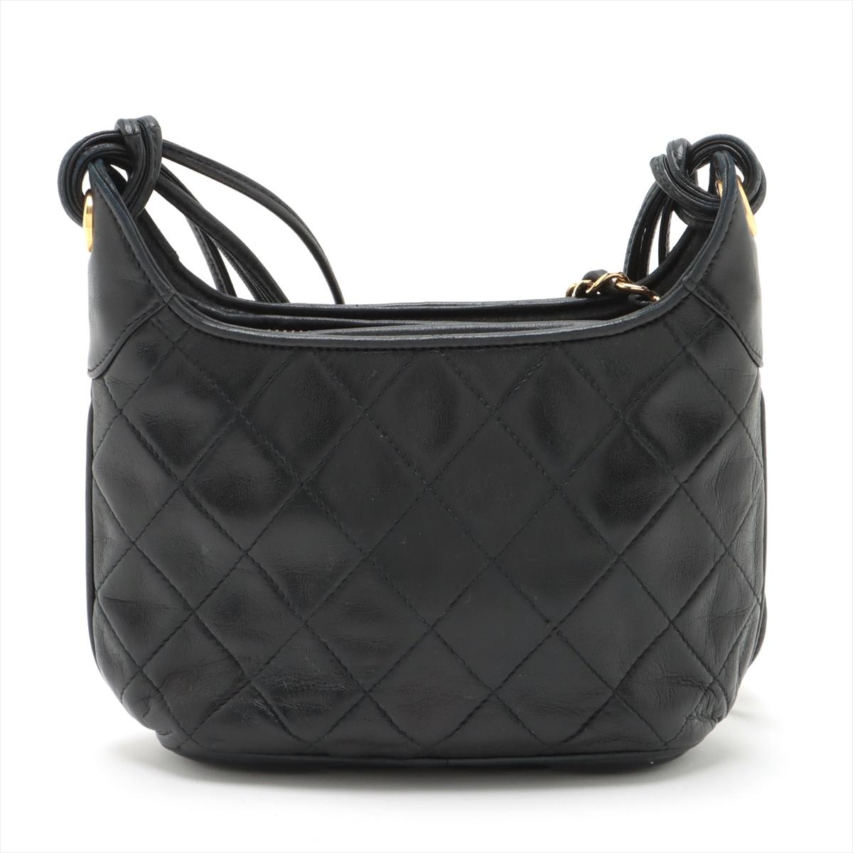 Chanel Matelasse Lambskin Tassel Shoulder Bag Black In Good Condition In Indianapolis, IN