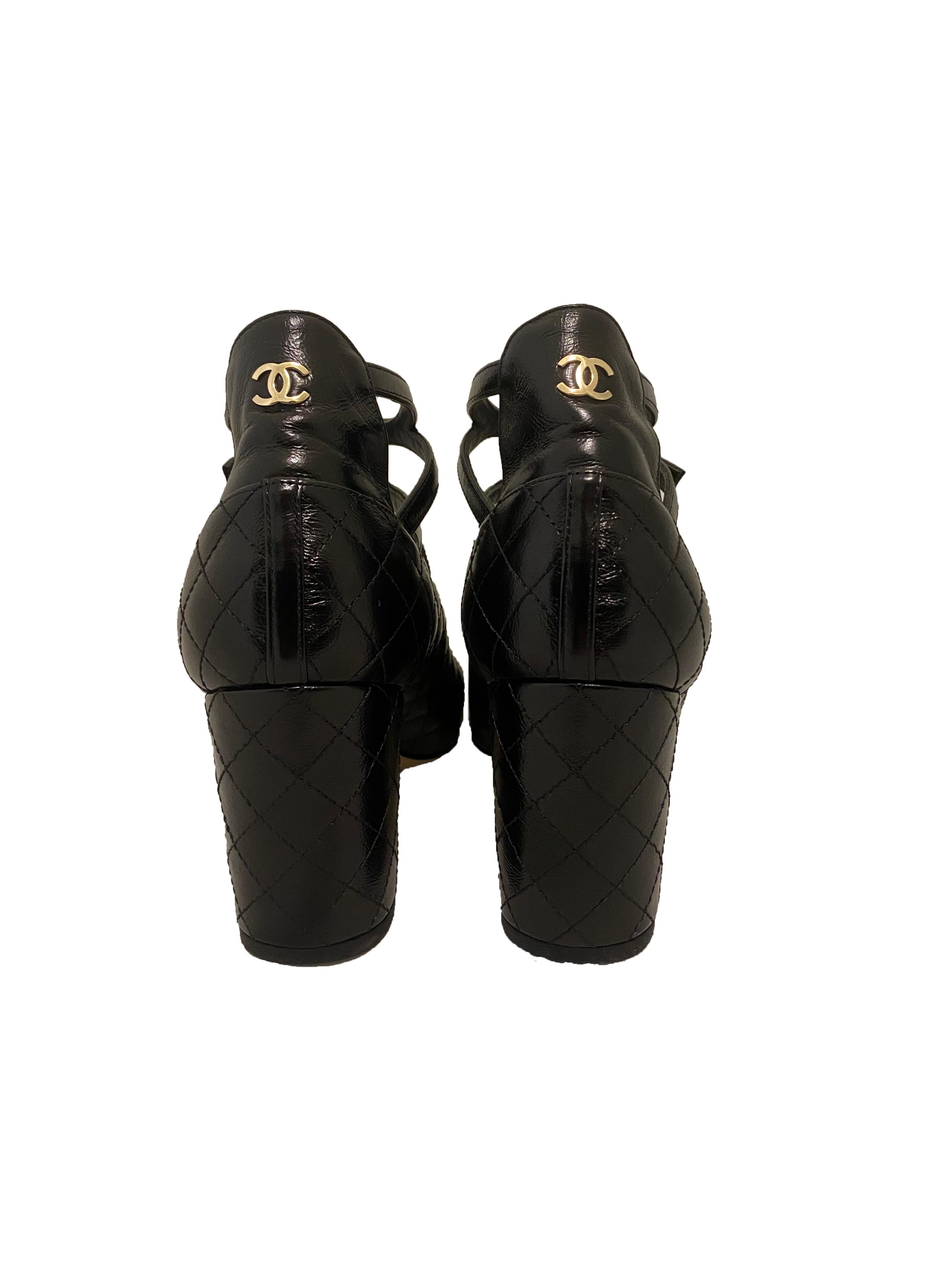 Chanel Matelasse Leather Block Heels Size 36.5 In Good Condition For Sale In Glasgow, GB