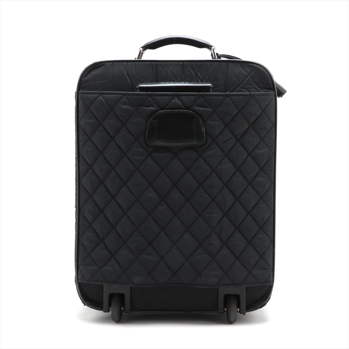 Chanel Matelasse Nylon Leather Carry Suit Case Black Paris York Line In Good Condition In Humacao, PR