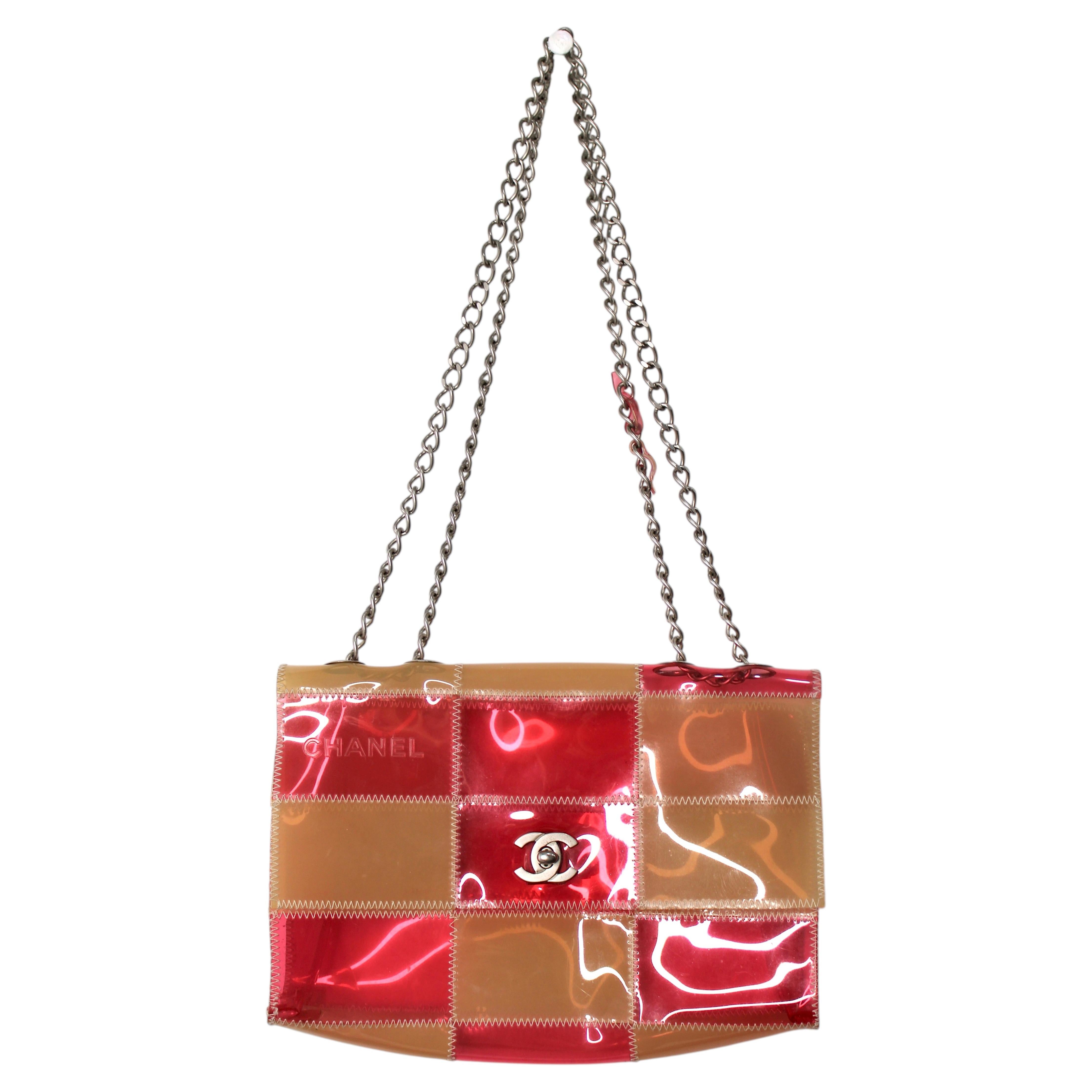 Chanel Matelassé-Tasche mit Klappe aus rosa und beigem PVC-Patchwork
