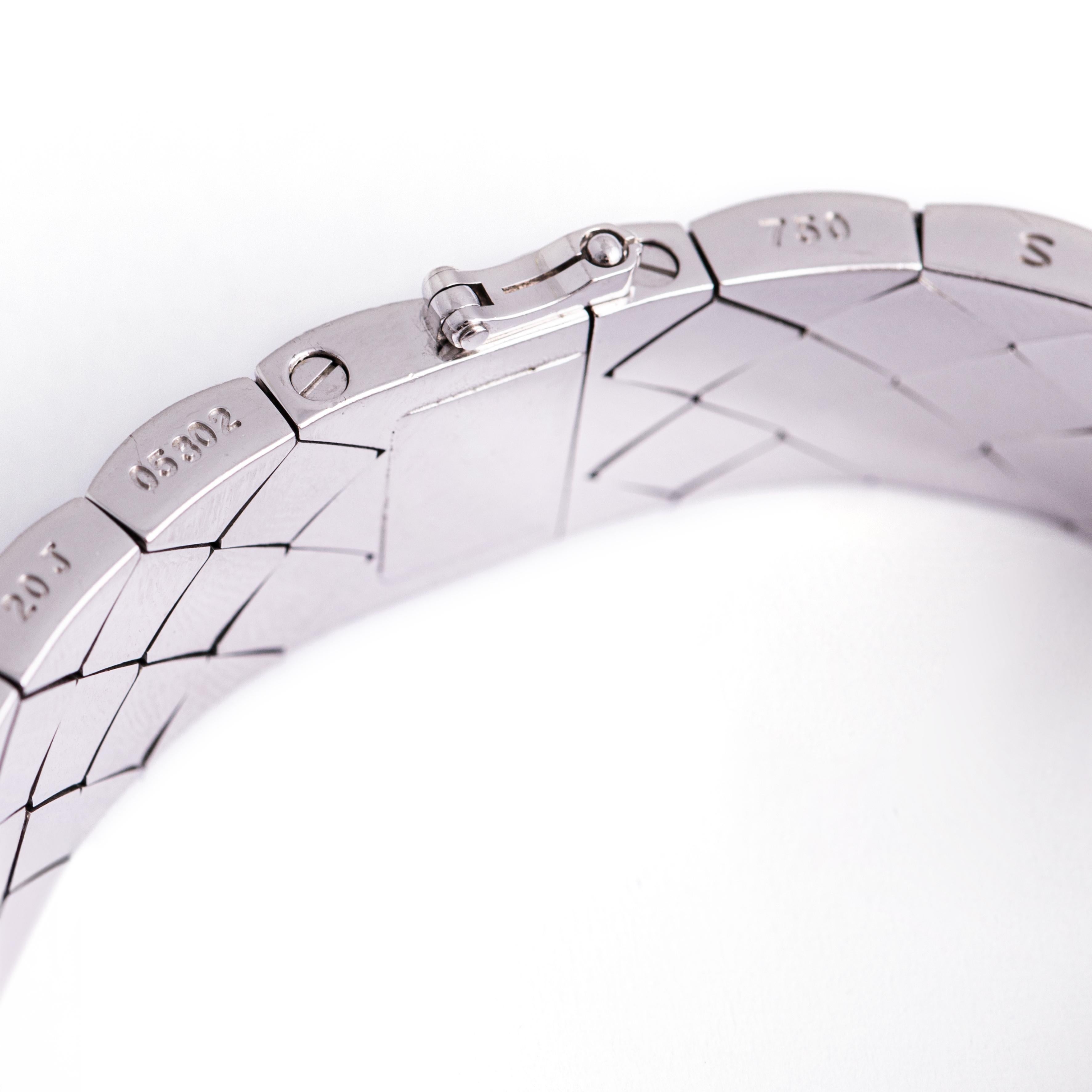 Chanel Matelasse Souple Diamond White Gold Bracelet For Sale 1