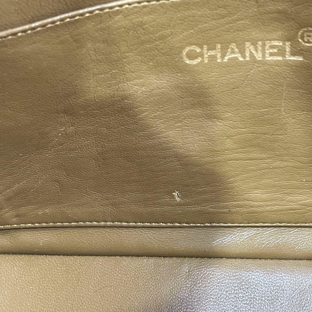 Chanel Matelasse Tan Brown Suede Gold Double Chain Coco Charm Medium Bag en vente 5