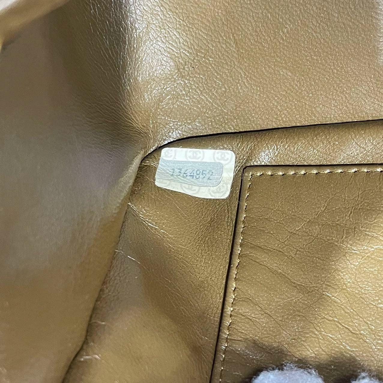 Chanel Matelasse Tan Brown Suede Gold Double Chain Coco Charm Medium Bag en vente 6