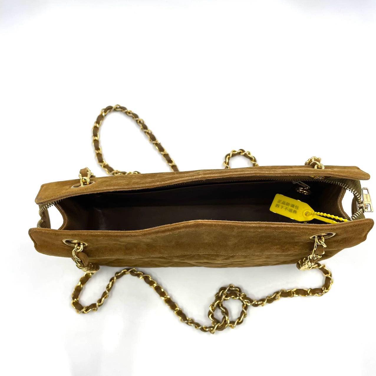 Chanel Matelasse Tan Brown Suede Gold Double Chain Coco Charm Medium Bag Bon état - En vente à AUBERVILLIERS, FR