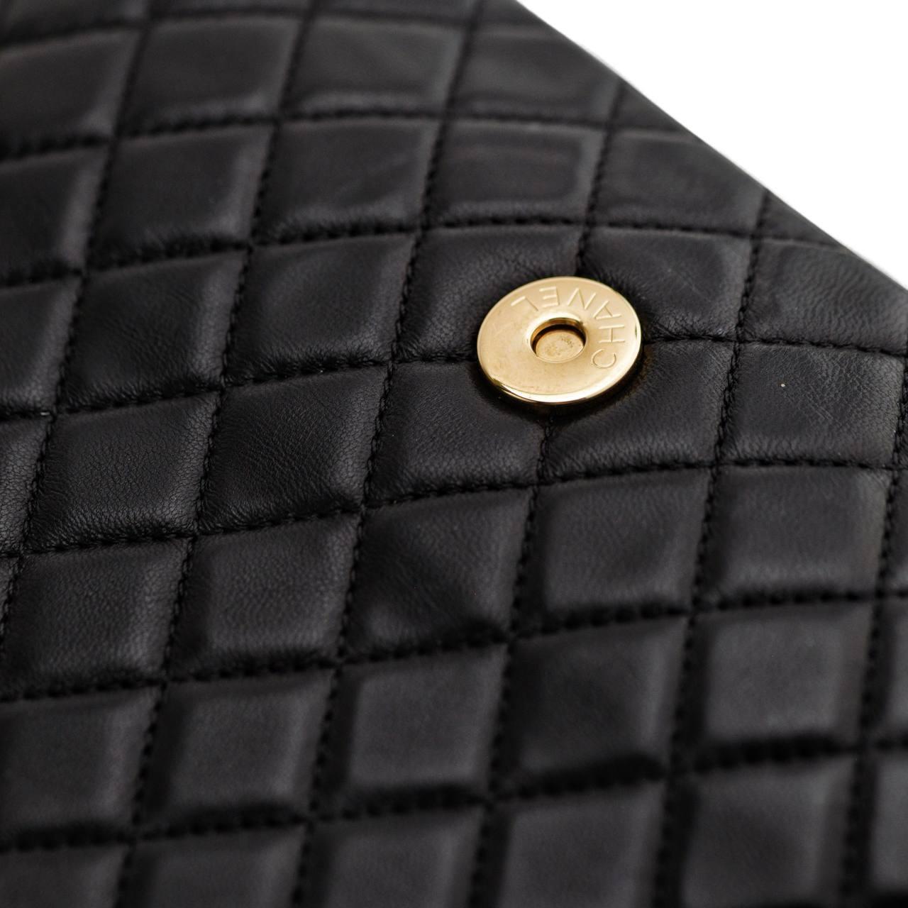 Borsa a tracolla Chanel Matelasse Westminster in pelle con finta perla in vendita 5