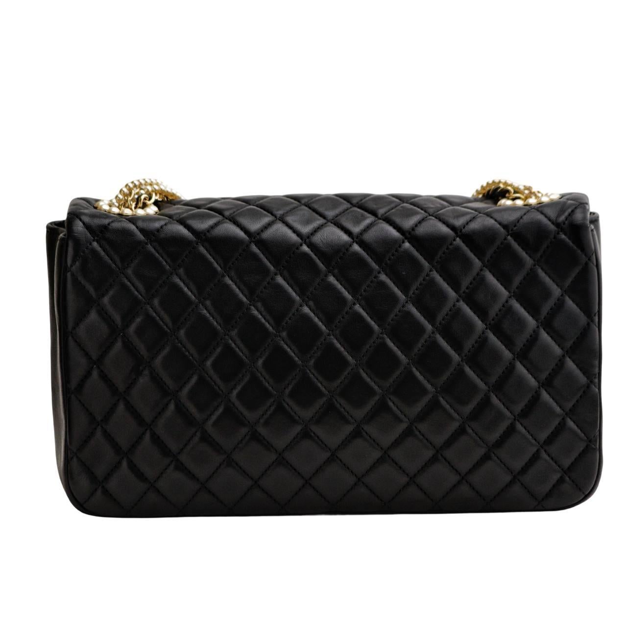 Borsa a tracolla Chanel Matelasse Westminster in pelle con finta perla In condizioni ottime in vendita a Banbury, GB