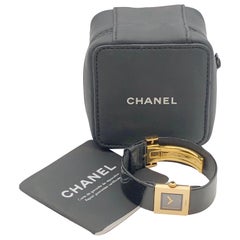 Chanel Matelasse Damen-Quarz-Armbanduhr aus Gelbgold