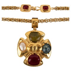 Chanel matinee necklace by Karl Lagerfeld Fall-Winter 1997