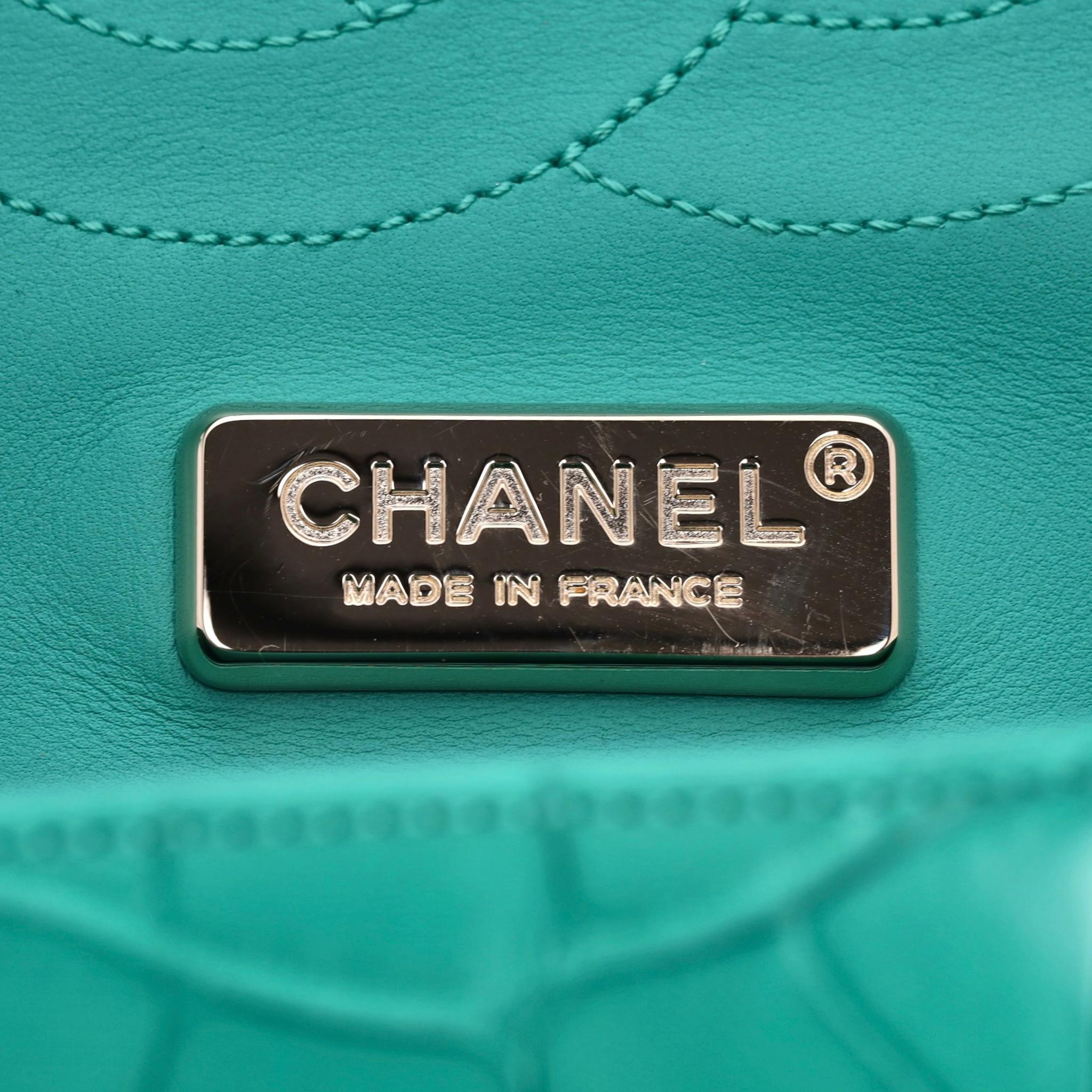 Chanel Matte Alligator Jumbo Double Flap Bag For Sale 4