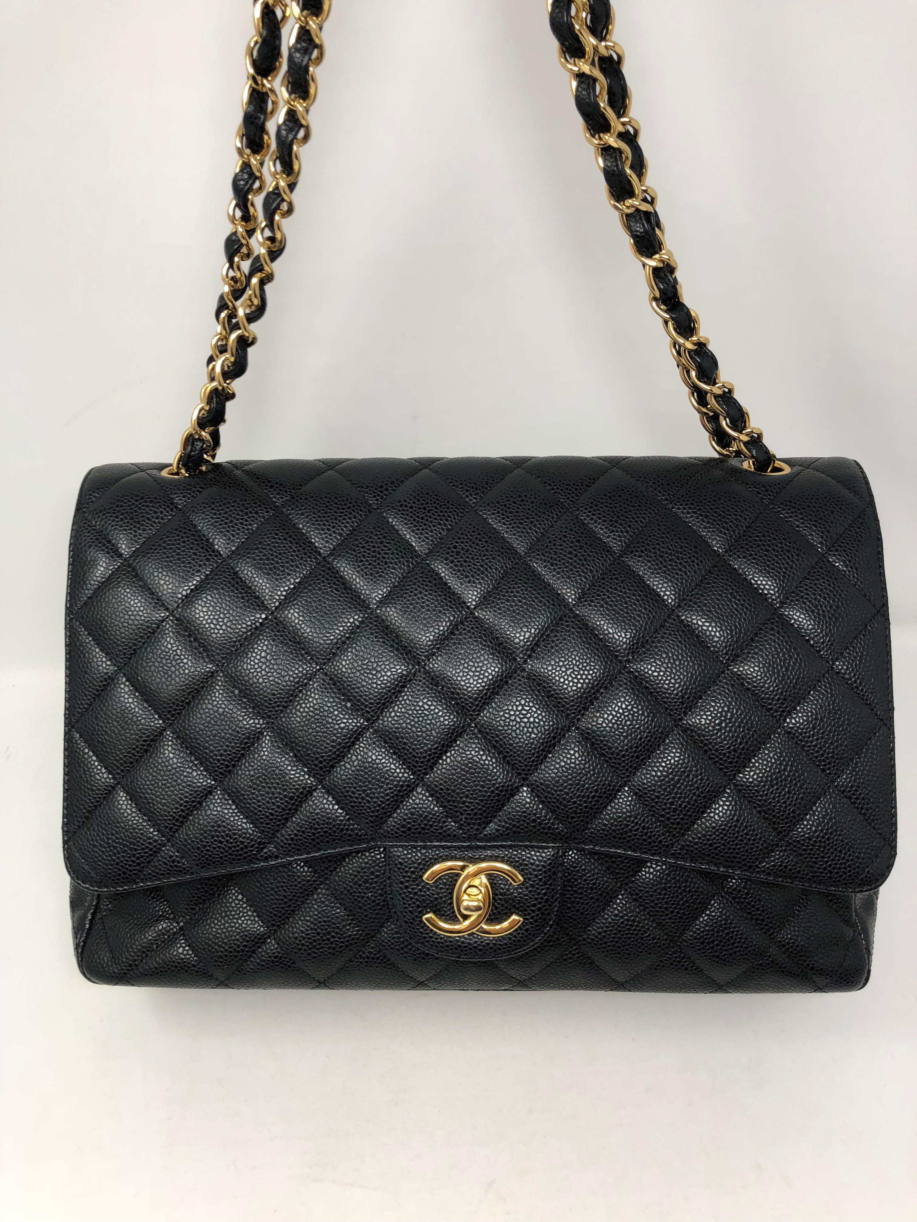 Chanel Maxi Black Caviar GHW Double Flap In Excellent Condition In Athens, GA