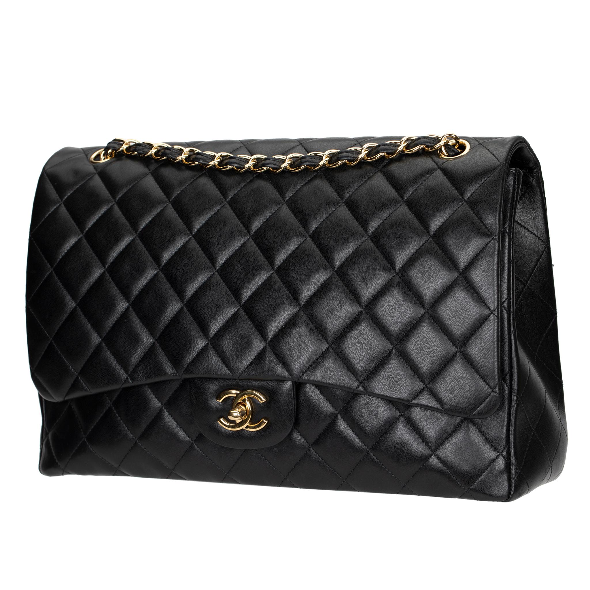 Chanel Maxi Classic Flap Black Quilted Lambskin Leather Gold-Tone Hardware In Good Condition In DOUBLE BAY, NSW