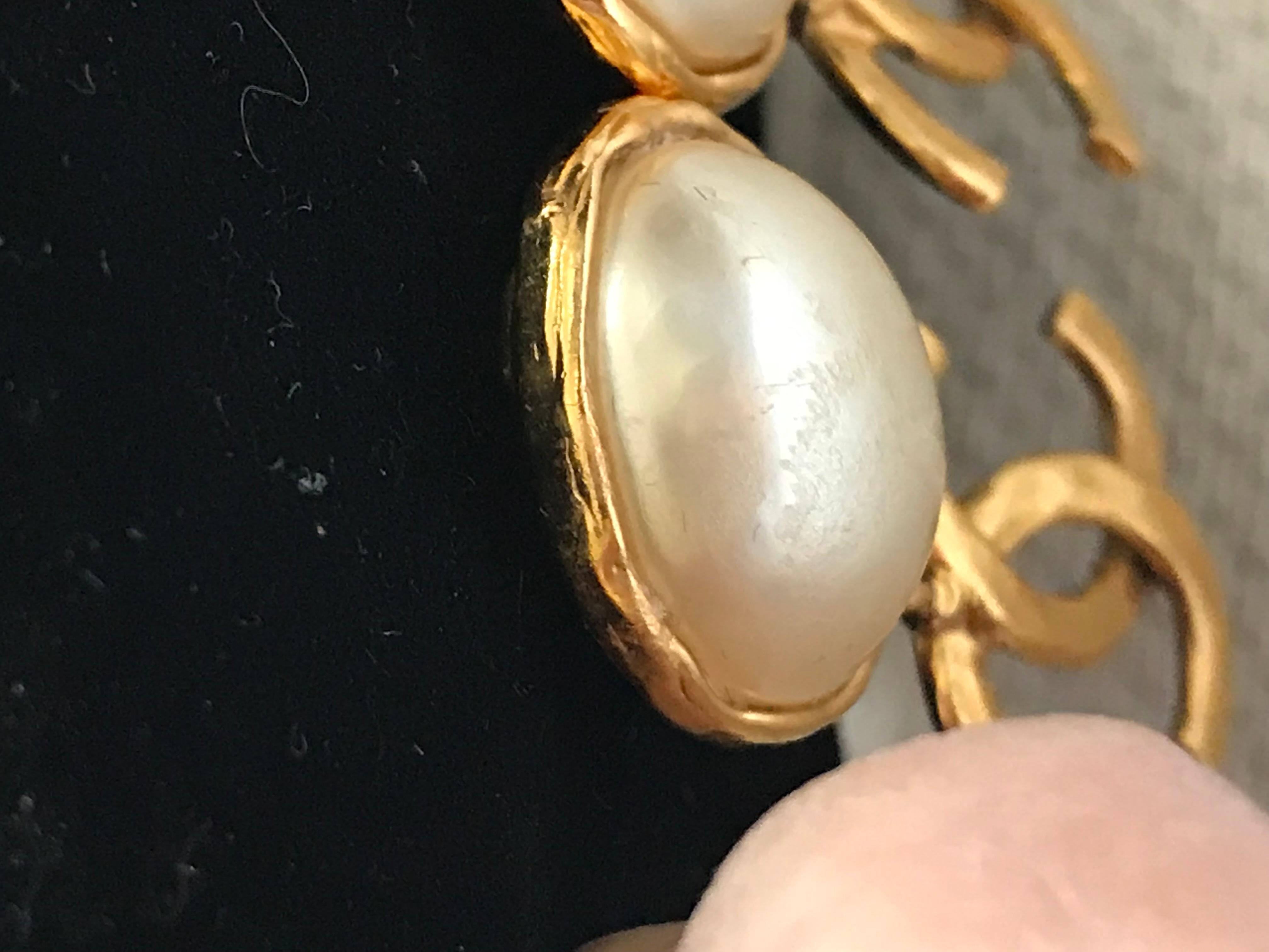 CHANEL Maxi pendientes logo CC PEARL en Bueno estado para la venta en CACHAN, FR