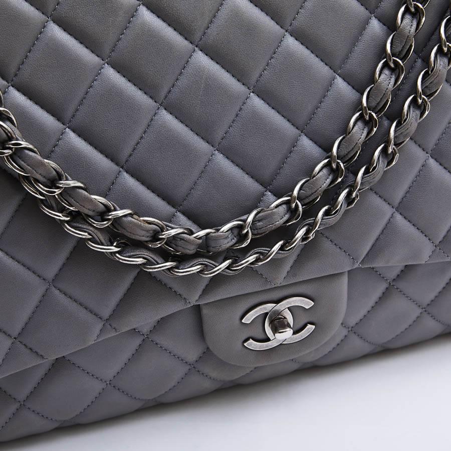 CHANEL Maxi Jumbo Bag in Pearl Gray Quilted Leather 2