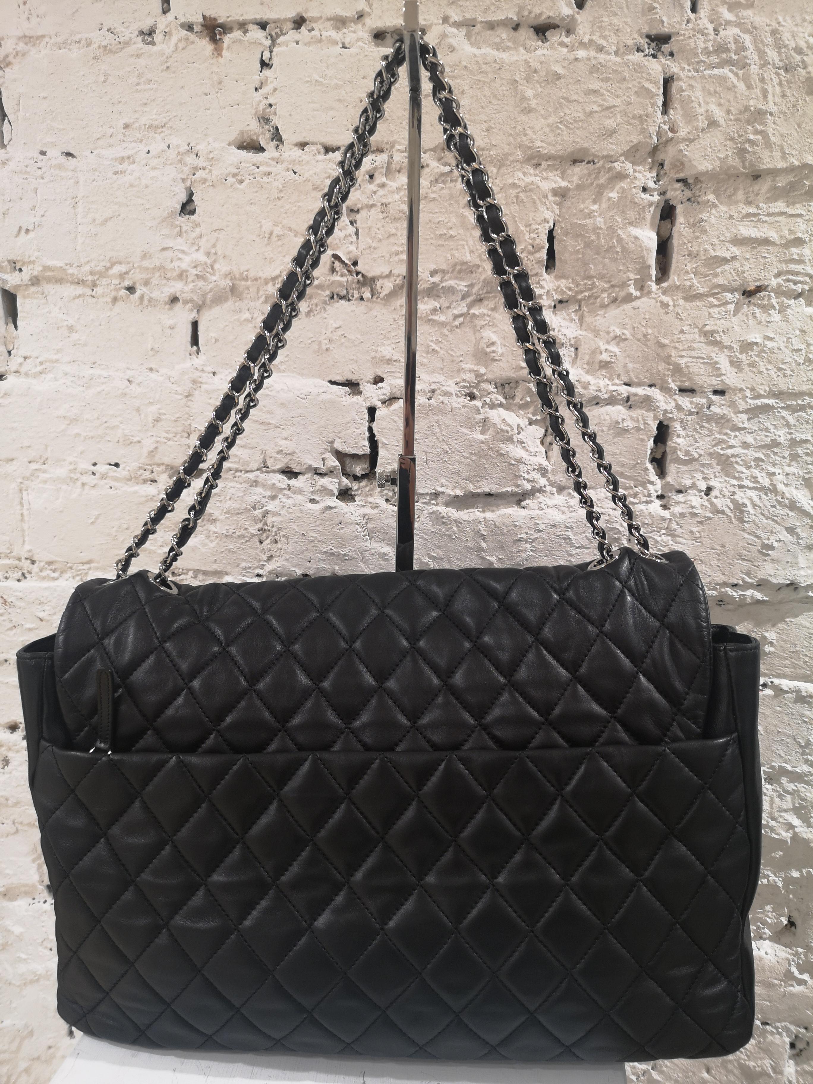 Chanel maxi jumbo black leather shoulder bag 5