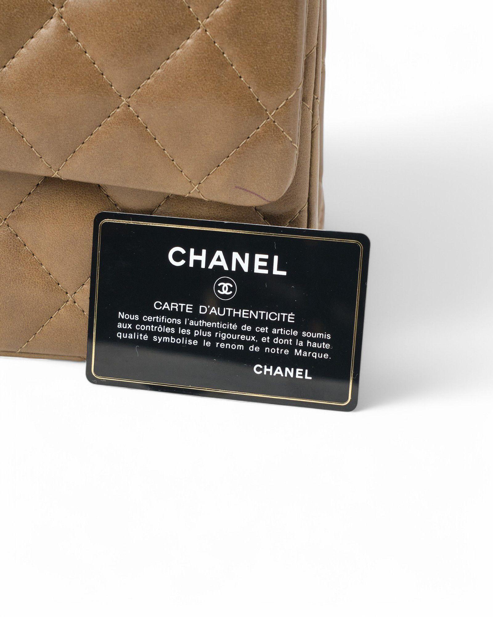 Chanel Maxi Jumbo Reissue Double-Flap Green For Sale 9