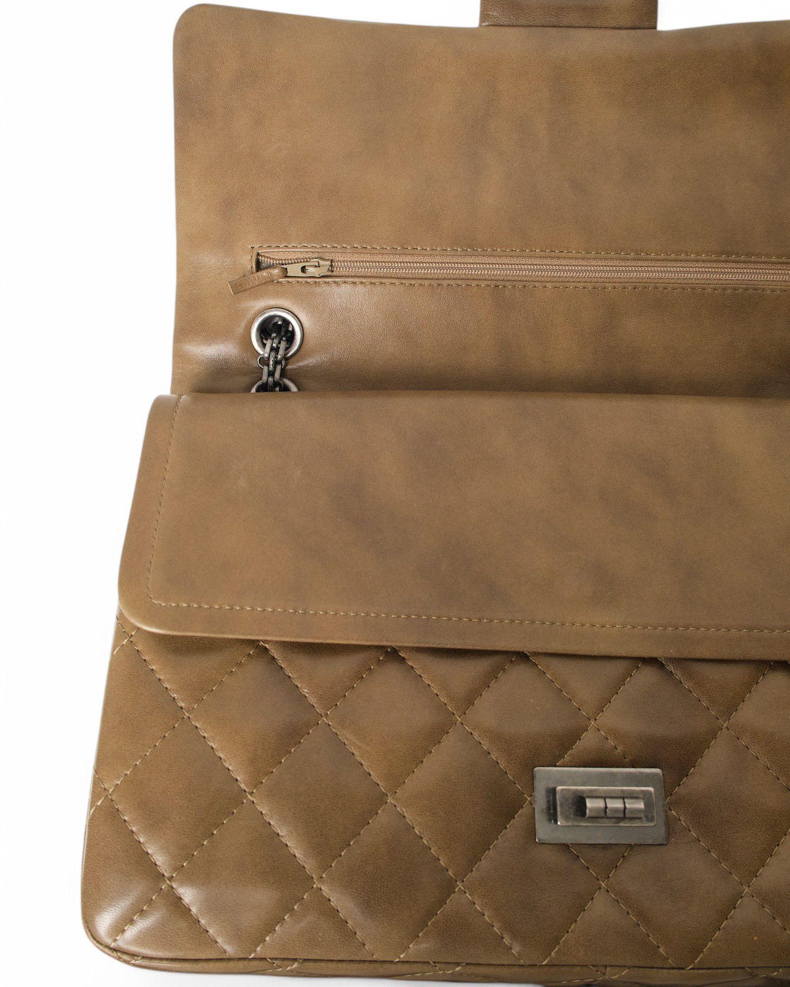 Chanel Maxi Jumbo Reissue Double-Flap Green For Sale 12