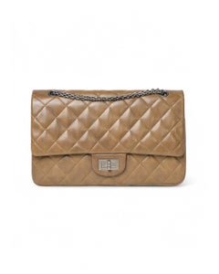 Chanel Maxi Jumbo Reissue Double-Flap Verde