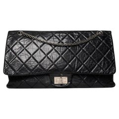 Chanel Maxi Jumbo Reissue Noir