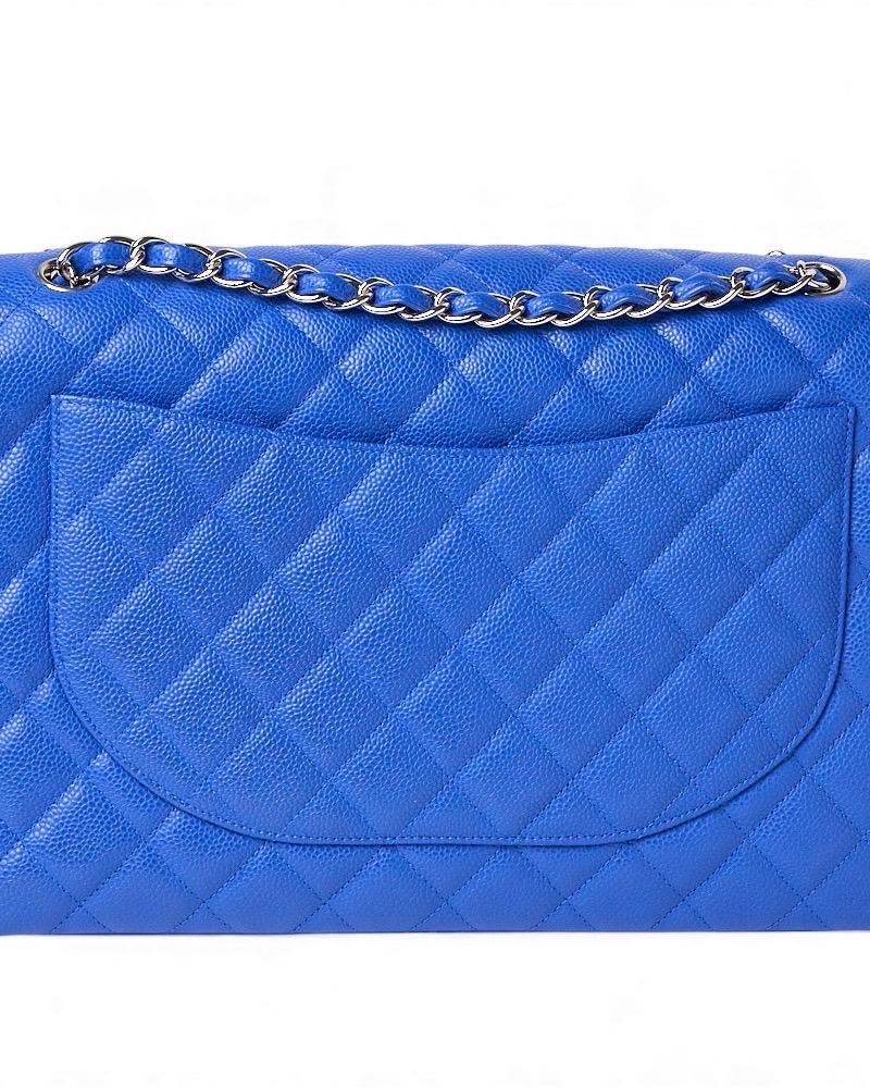 Chanel Maxi Jumbo Timeless Caviar Blu Elettrico en vente 14