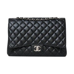 Chanel Maxi Jumbo Timeless Caviar Nera