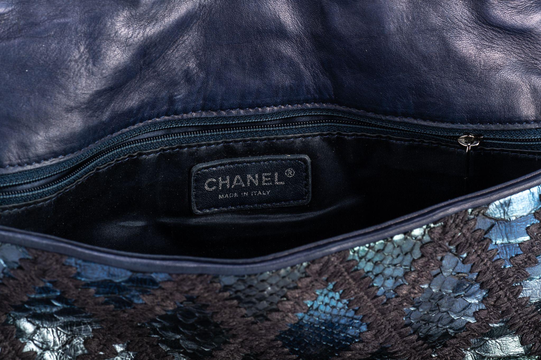 Chanel Maxi Navy Black Python Bag For Sale 7