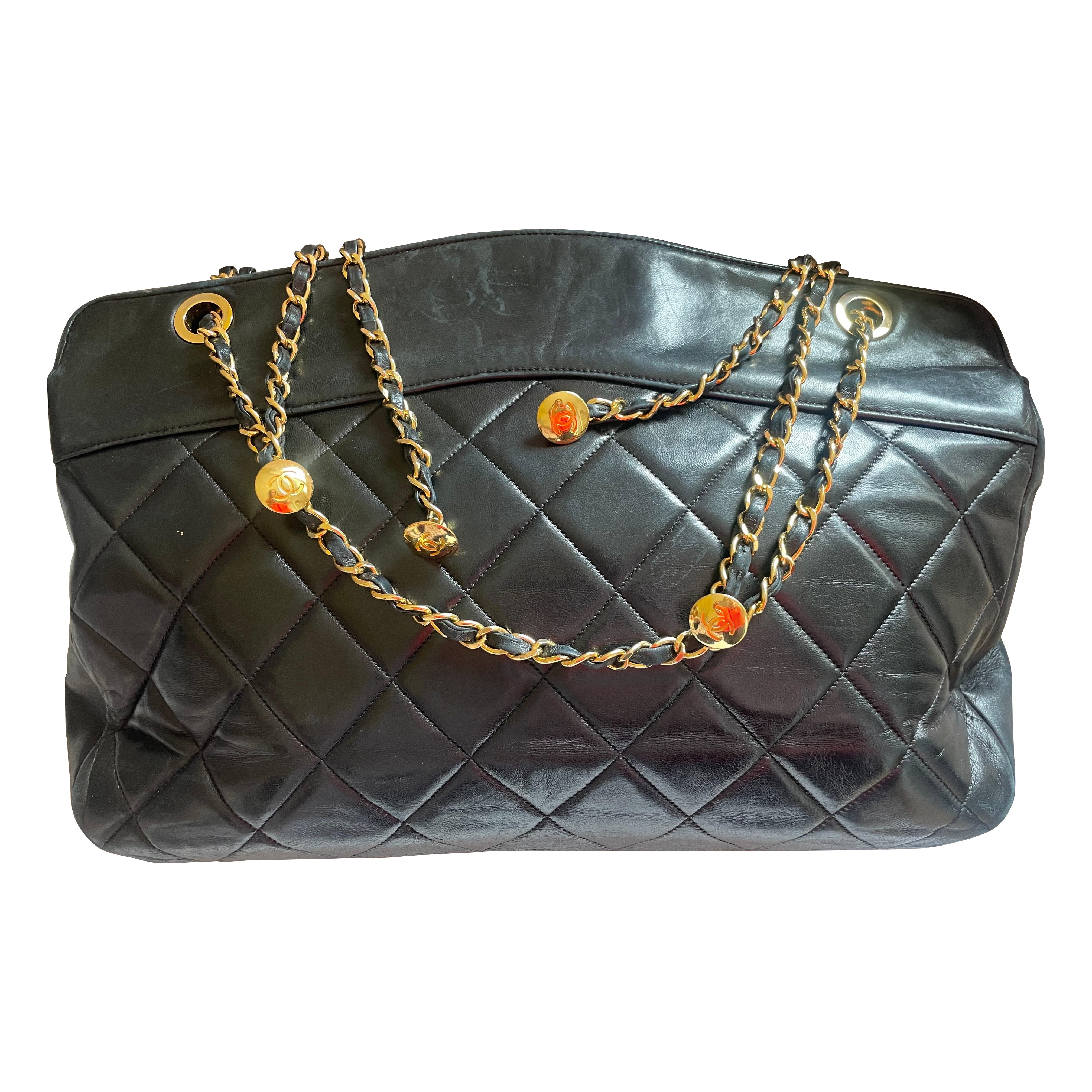 CHANEL Sac vintage Maxi