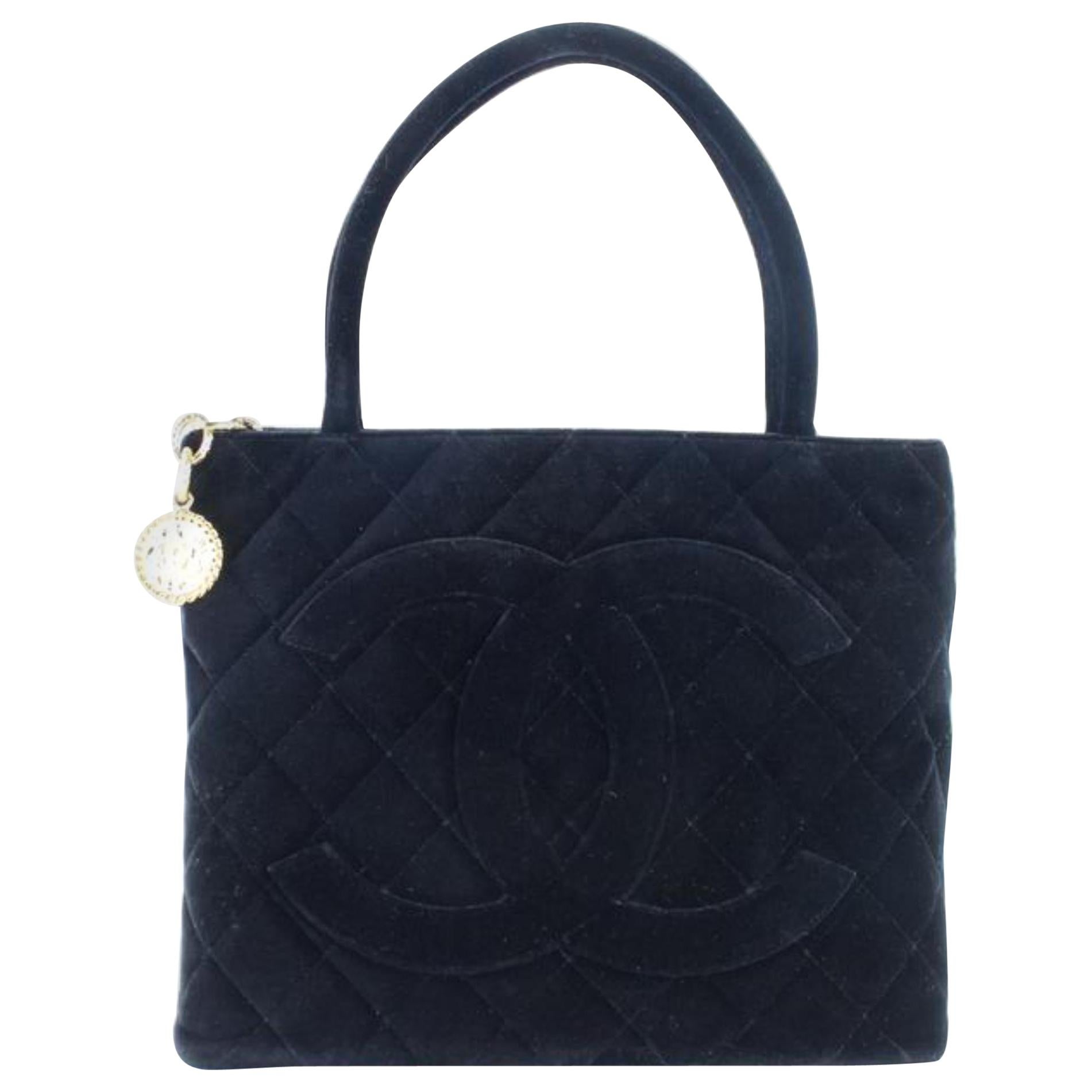 Chanel Medallion 220732 Black Quilted Velour Tote For Sale