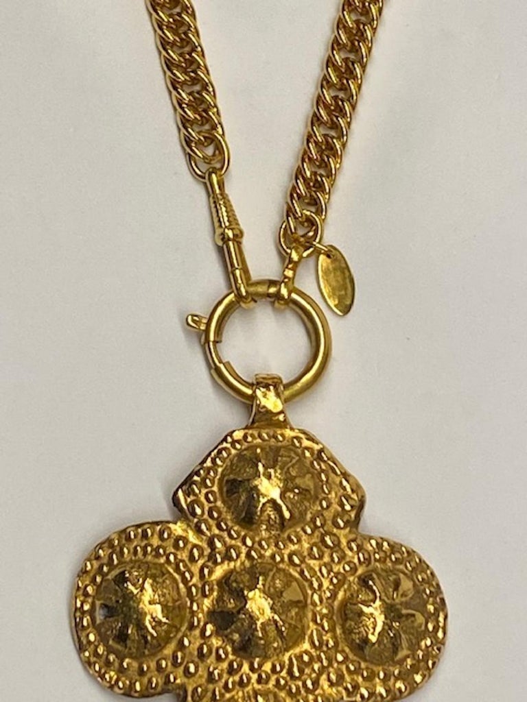 Chanel Medalion Pendant Necklace, Season 23, 1986 at 1stDibs