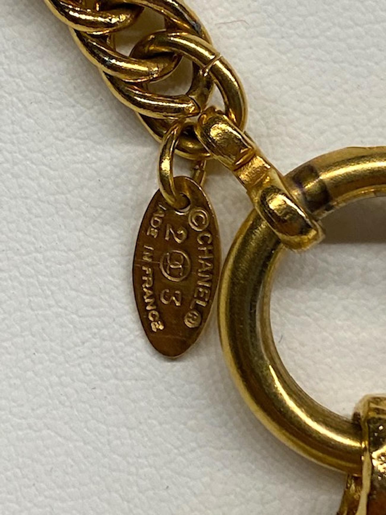 Chanel Medalion Pendant Necklace, Season 23, 1986 7