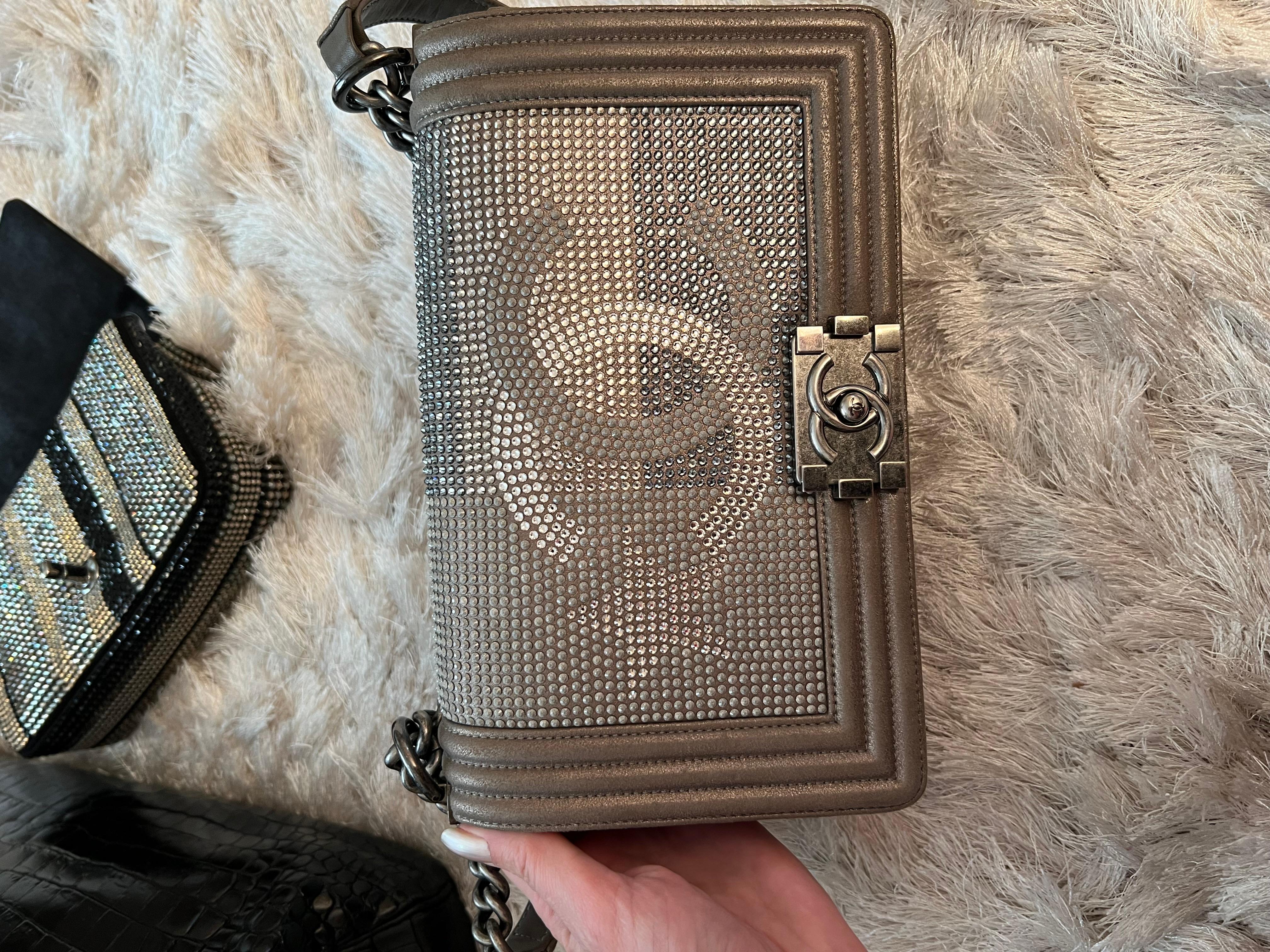 Chanel medium bag with crystals For Sale 9