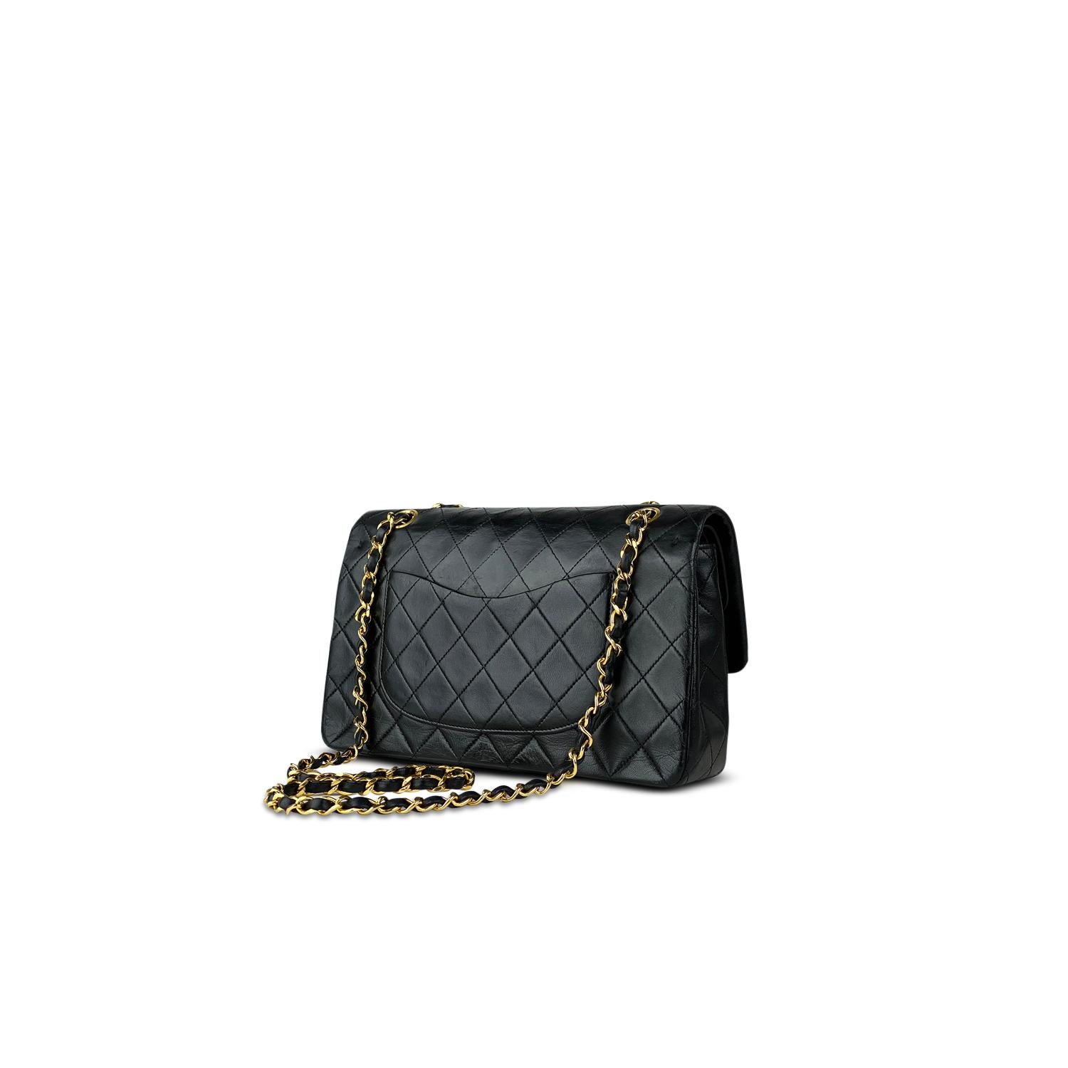 Women's Chanel Medium Black Classic Double Flap Bag For Sale