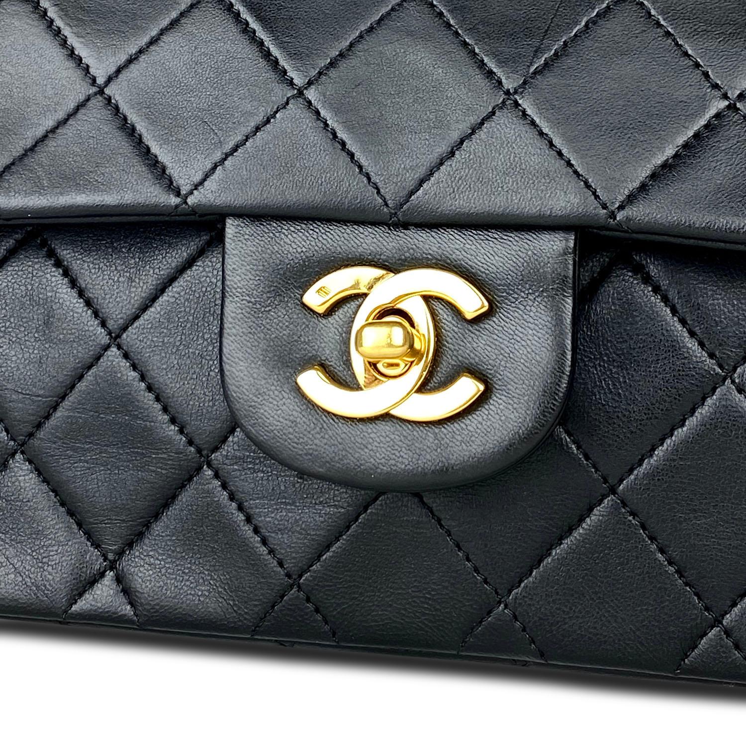 Chanel Medium Black Classic Double Flap Bag For Sale 1