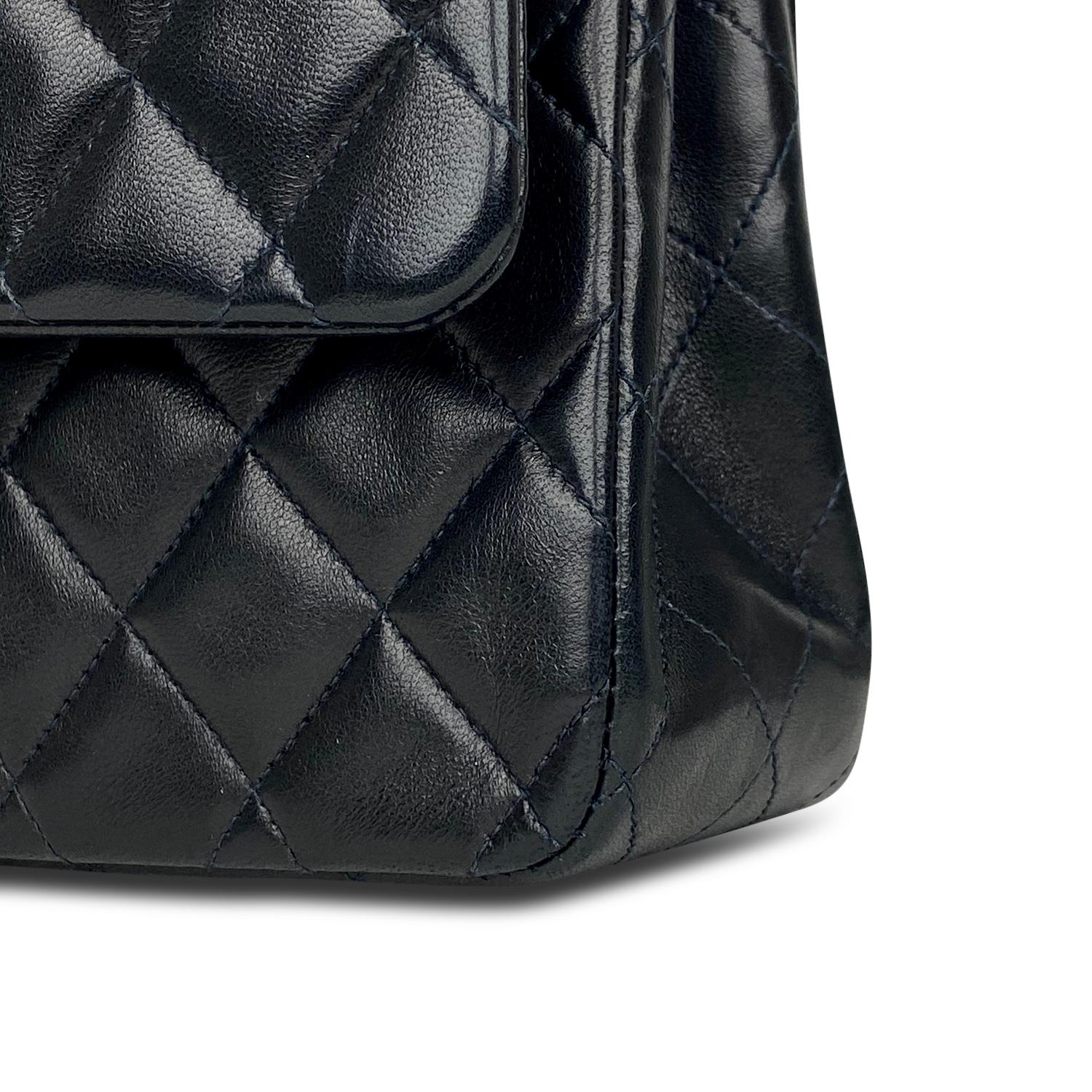 Chanel Medium Black Classic/Timeless Double Flap Bag For Sale 2