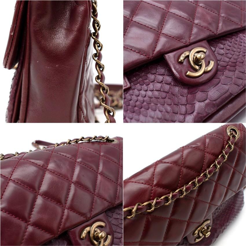 Chanel Medium Burgunderfarbene Umhängetasche aus Python und gestepptem Leder 1