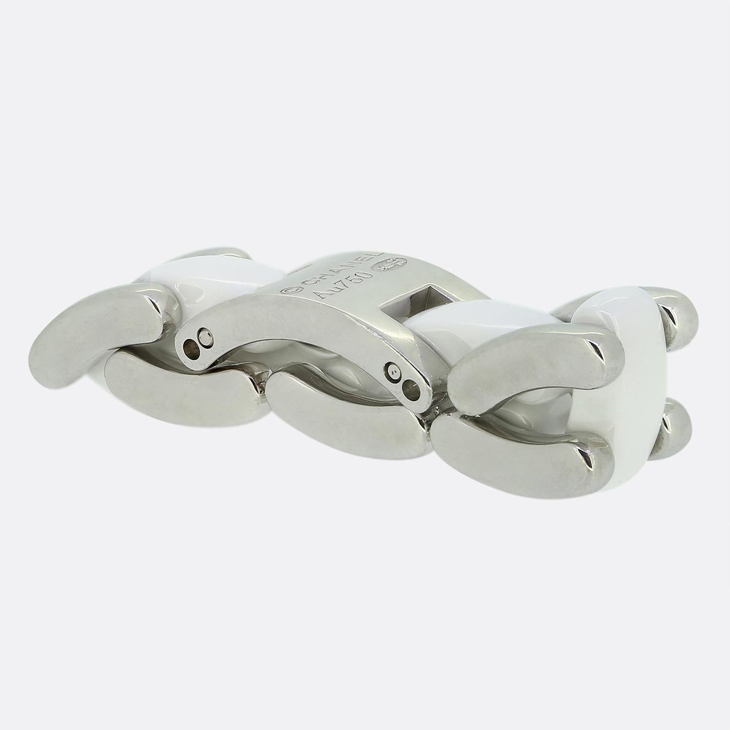 Chanel Anillo Ultra Flexible Cerámico Mediano Talla N (54) en Excelente estado para la venta en London, GB