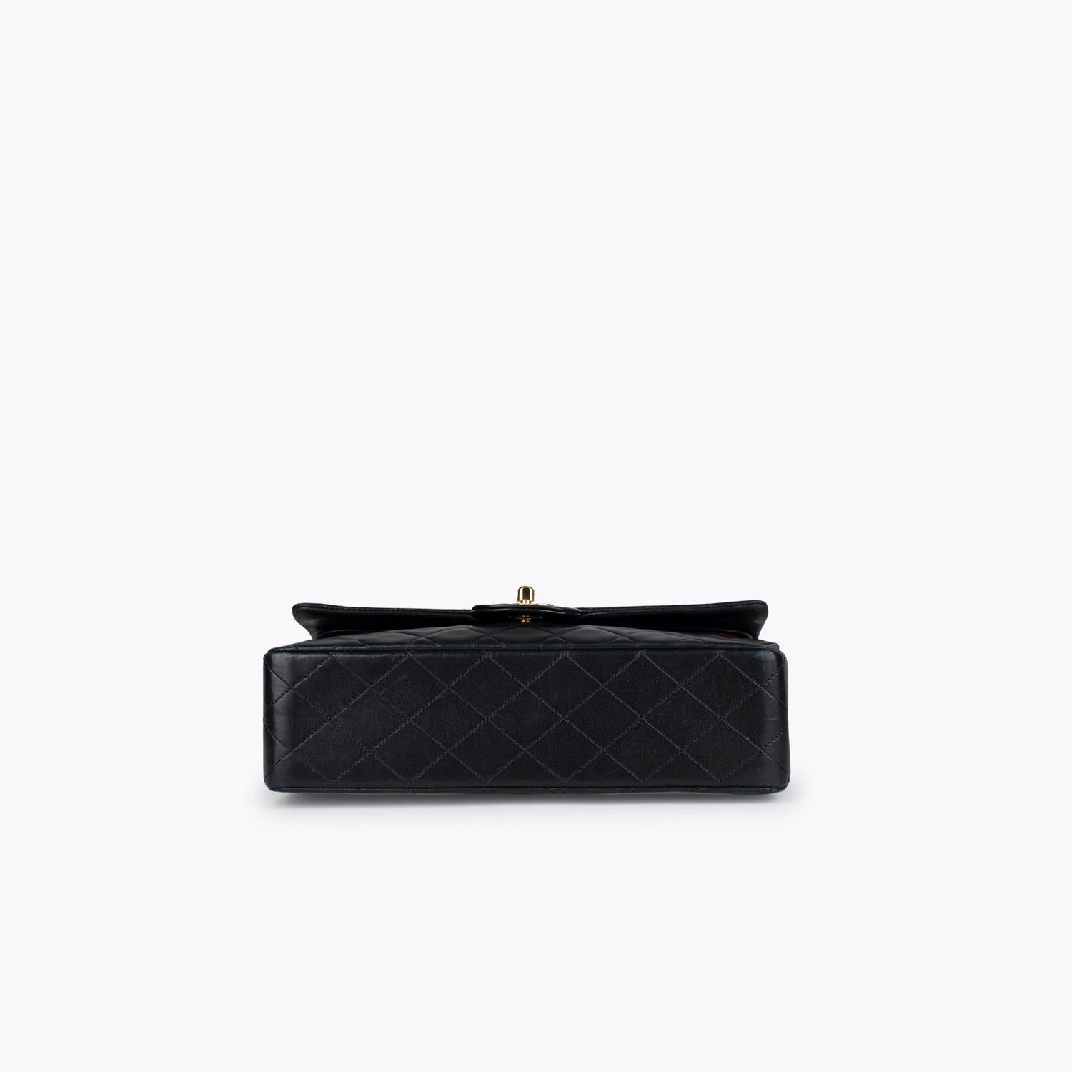 Women's Chanel Medium Classic Double Flap Bag