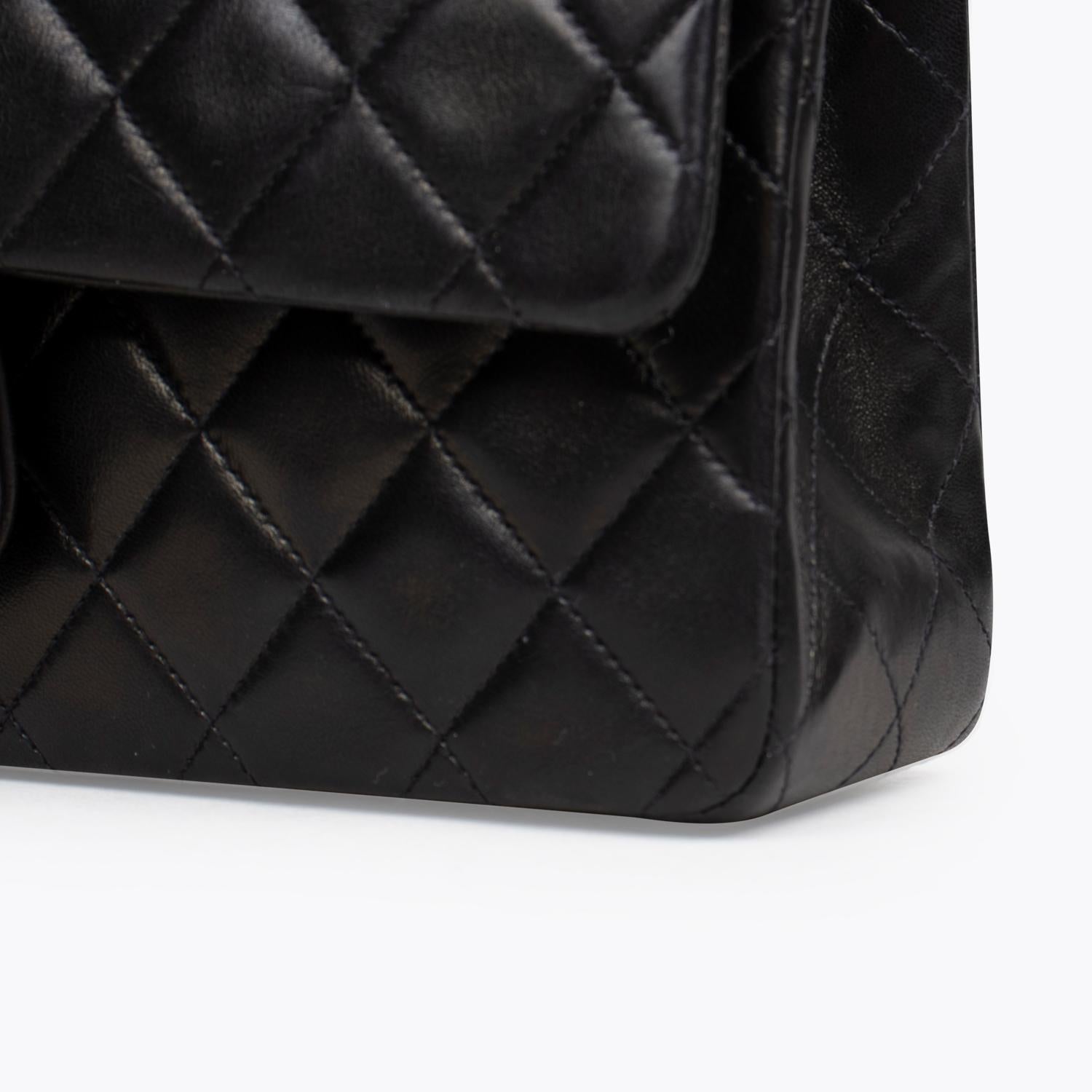 Chanel Medium Classic Double Flap Bag For Sale 3