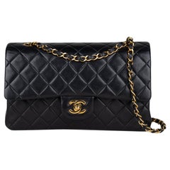 CHANEL Lambskin Quilted Medium Chanel 19 Flap So Black 1187269