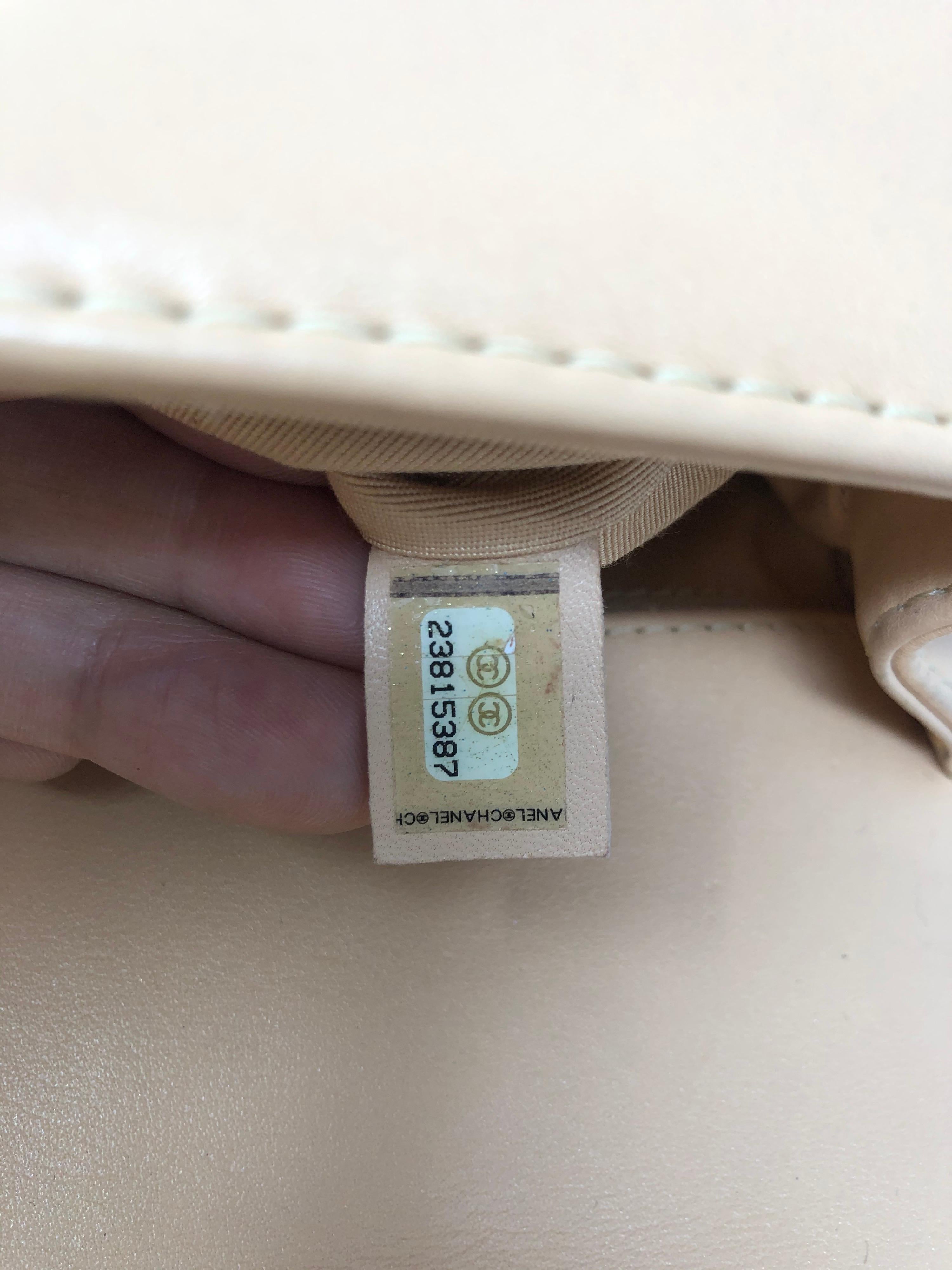 Chanel Medium Cream Chevron Stitch Boy Bag 5