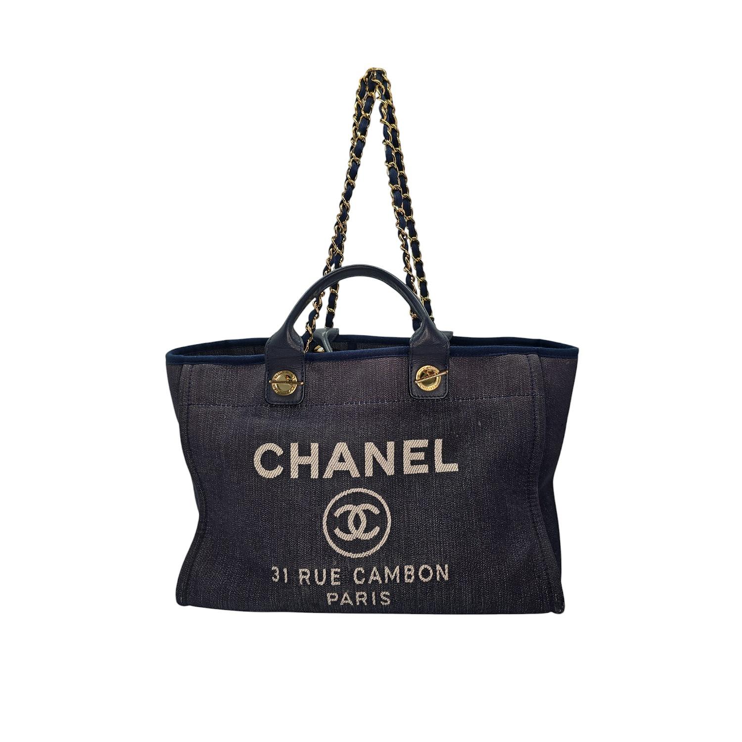 Chanel Tote Deauville Vaquero Oscuro Lavado Mediano Negro en venta