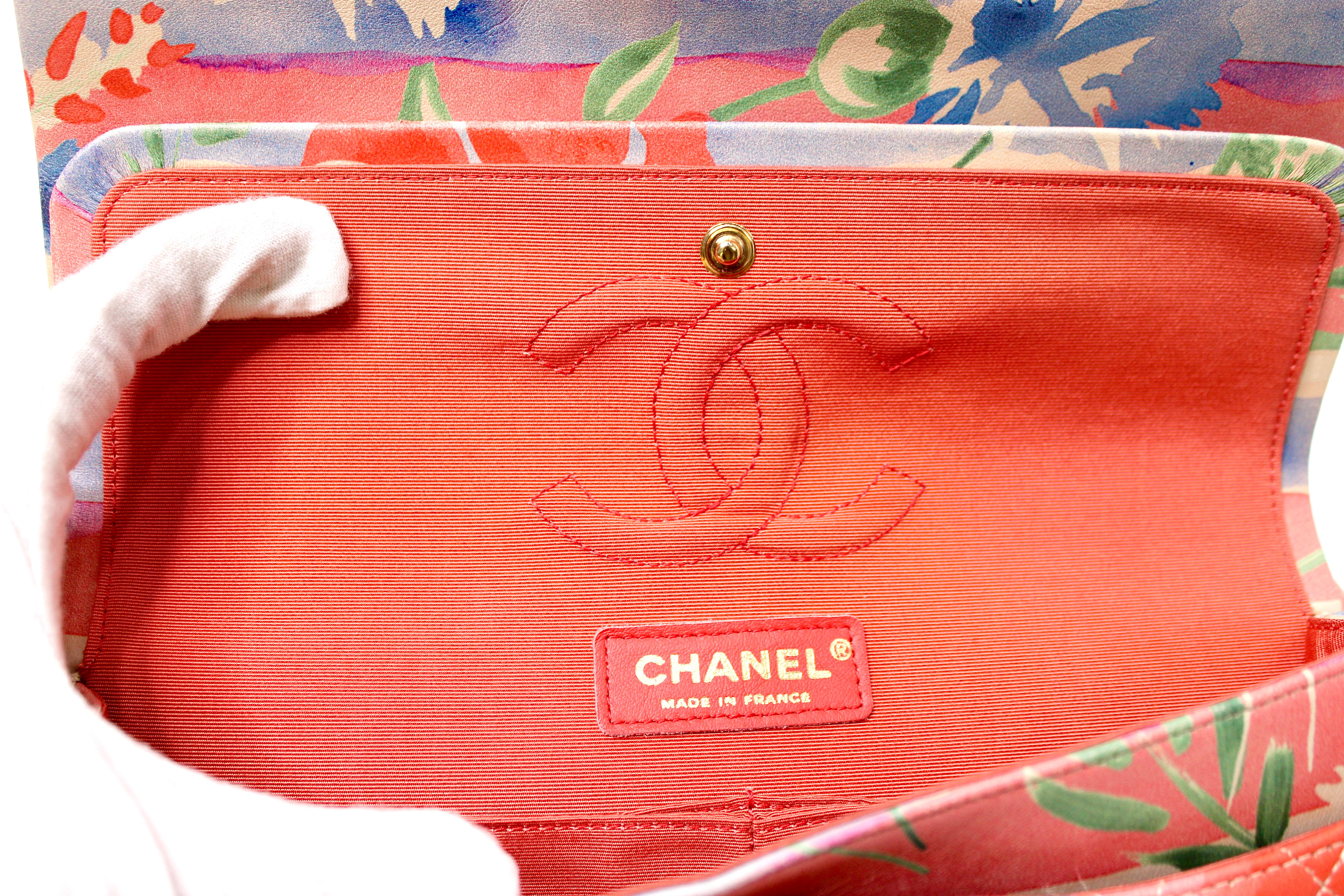 Chanel Medium Floral Lammleder Classic Double-Flap Handtasche im Angebot 7
