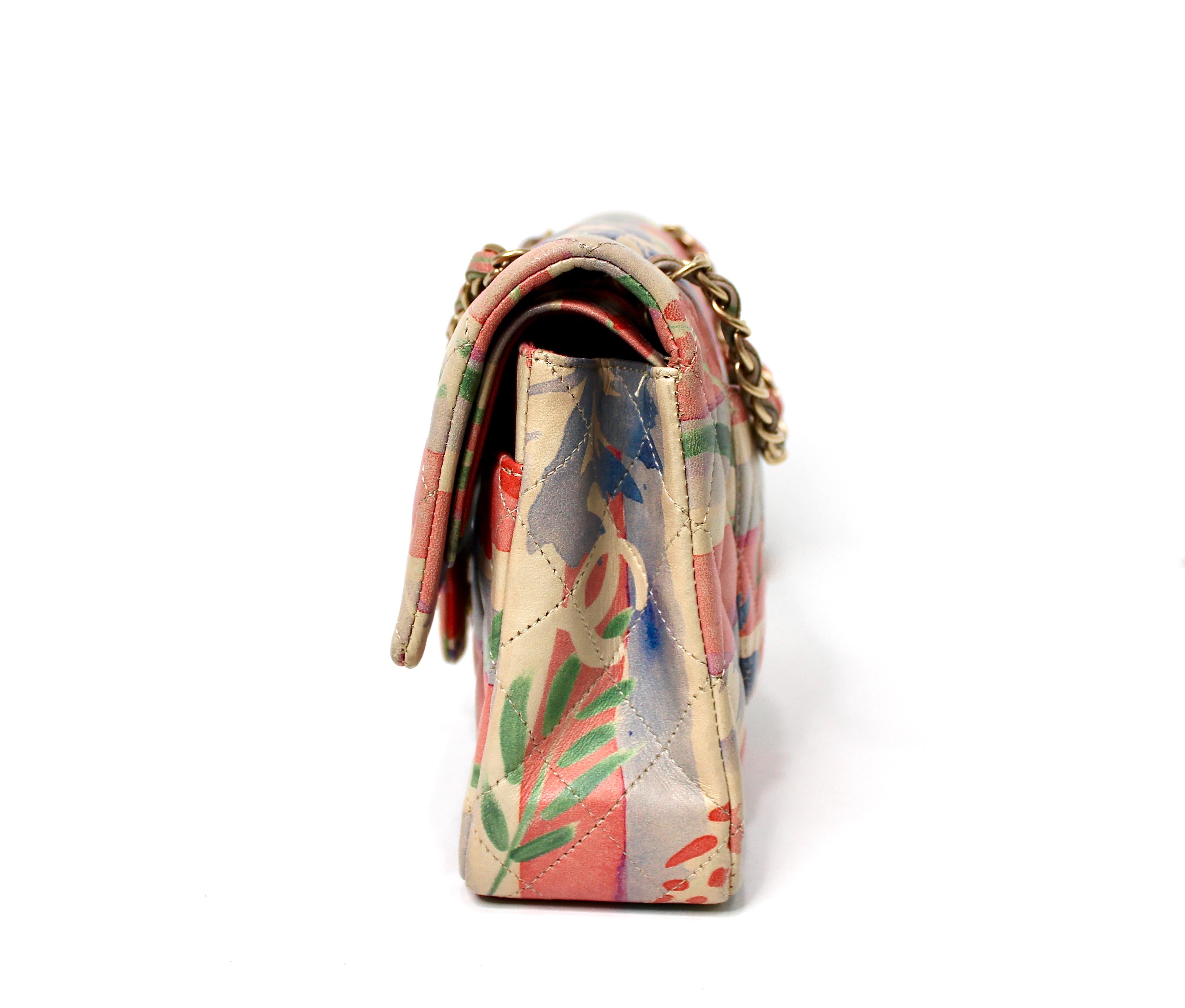 Chanel Medium Floral Lammleder Classic Double-Flap Handtasche im Zustand „Gut“ im Angebot in Scottsdale, AZ